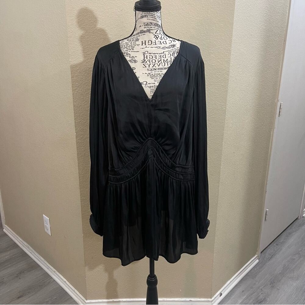Torrid peplum smocked‎ waist top sz 4 4X